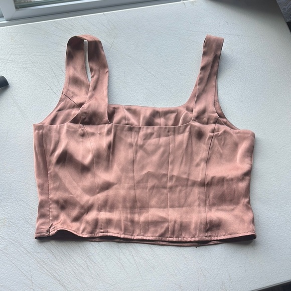 NWOT EXPRESS Blush Pink Sleeveless Women's Top size M - Picture 3 of 4